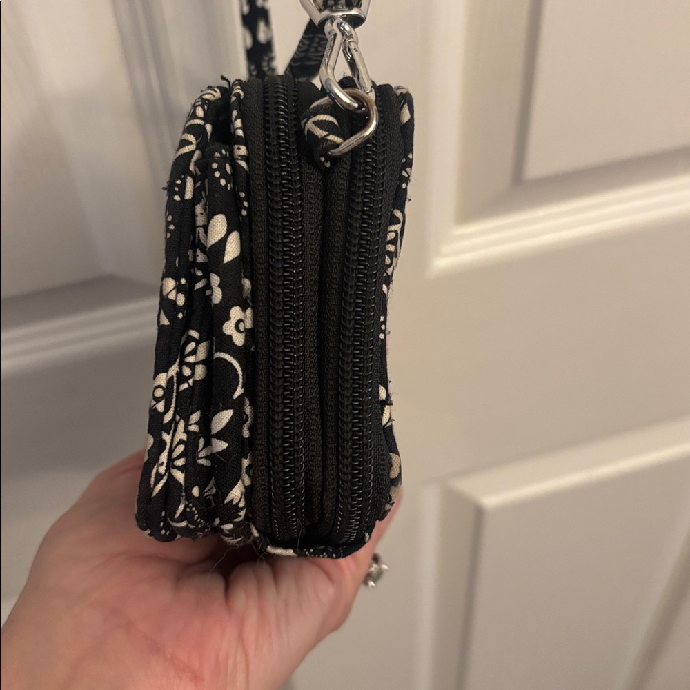 Vera Bradley Black and White Bandana Wallet Purse - Picture 9 of 11